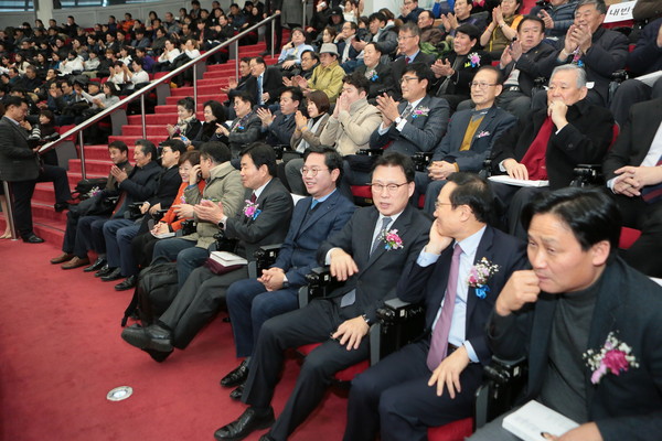 김승원 예비후보의 북콘서트가 경기대학교 텔레컨벤션센터에서 4000여 명의 관객들이 참석한 가운데 성황리에 개최했다. (사진제공=김승원 예비후보 사무실)