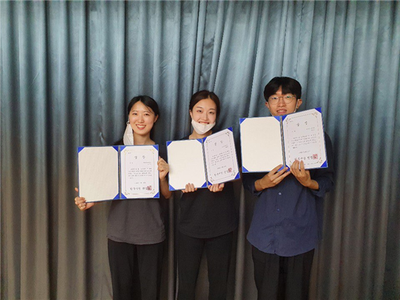 대진대학교 연극영화학부 연극전공 학생들이 ‘2020 박경리소설낭독대회’에서 대상을 수상했다. (사진제공=대진대학교)